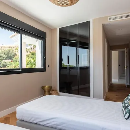Finca Molinos 5 Bedrooms Pool Apartment *