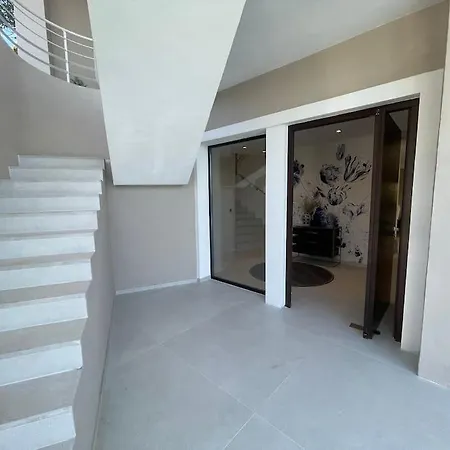 Finca Molinos 5 Bedrooms Pool Marbella