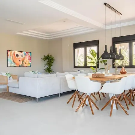Apartment Finca Molinos 5 Bedrooms Pool