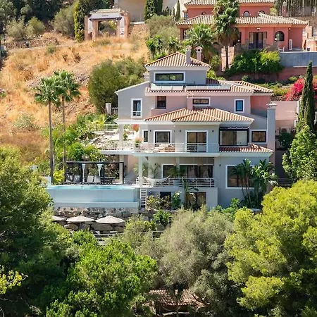 Finca Molinos 5 Bedrooms Pool Apartment *