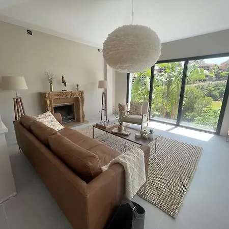 Apartment Finca Molinos 5 Bedrooms Pool Marbella
