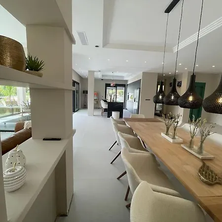 Finca Molinos 5 Bedrooms Pool Apartment *