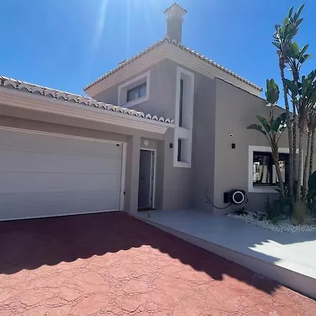 Finca Molinos 5 Bedrooms Pool Apartment
