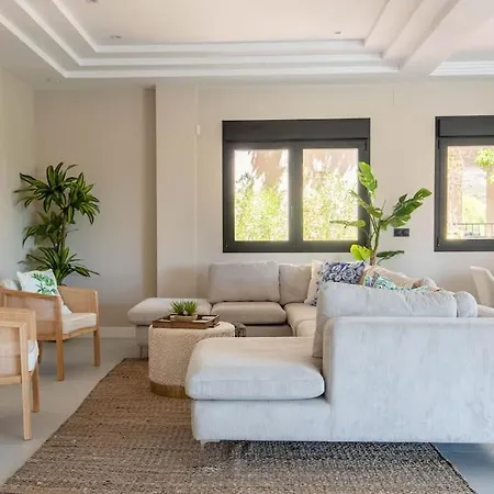 Apartment Finca Molinos 5 Bedrooms Pool