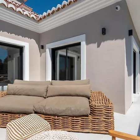 Apartment Finca Molinos 5 Bedrooms Pool Marbella
